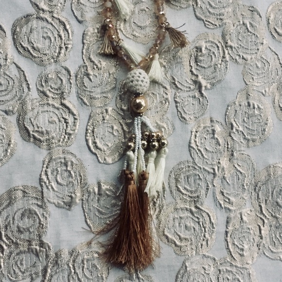 Jewelry - NWOT Brown Boho Tassel Necklace